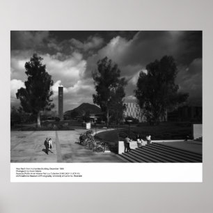 Uitzicht van het gebouw Humanities, 1966, ingedien Poster