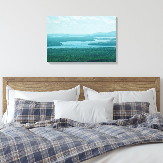 Uitzicht van het meer en de bergen canvas afdruk (Insitu (Slaapkamer))