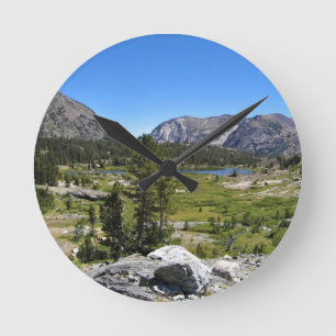 Uitzicht van het meer Shell, Tioga Pass, CA Ronde Klok