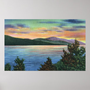 Uitzicht van het meer Sunrise van Buck Mountain Poster