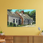 Uitzicht van het oudste huis in de stad canvas afdruk (Insitu (Woonkamer))