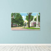 Uitzicht van het stadhuis en het monument van Pate Canvas Afdruk (Insitu (Houten vloer))