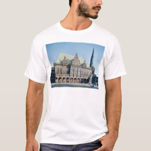 Uitzicht van het stadhuis, gebouwd 1405-09 t-shirt