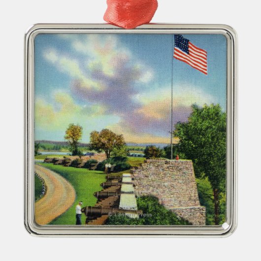 Uitzicht van het vlaggenbekken en de zuidwand metalen ornament (Voorkant)