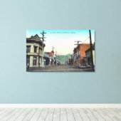 Uitzicht van Jackson Street Roseburg, OR Canvas Afdruk (Insitu (Houten vloer))