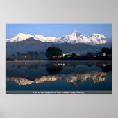 Uitzicht van Macchapuchhre boven het Pokhara-meer, Poster (Voorkant)