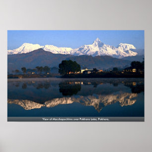 Uitzicht van Macchapuchhre boven het Pokhara-meer, Poster