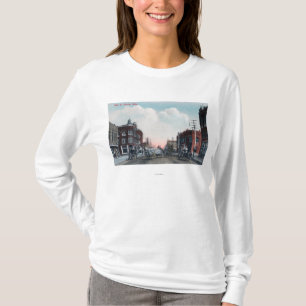 Uitzicht van Main Street and Horse Carriages T-shirt