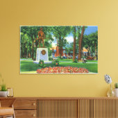 Uitzicht van Monument in Wisner Park Canvas Afdruk (Insitu (Woonkamer))