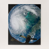 Uitzicht van Orkaan Dorian. Legpuzzel (Verticaal)