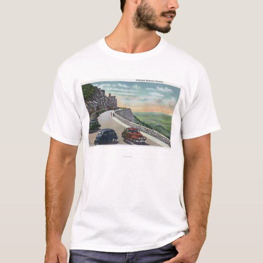 Uitzicht van oude auto's op Whiteface Memorial Hwy T-shirt (Voorkant)