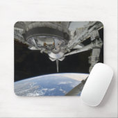 Uitzicht van Space Shuttle Discovery Muismat (Met muis)