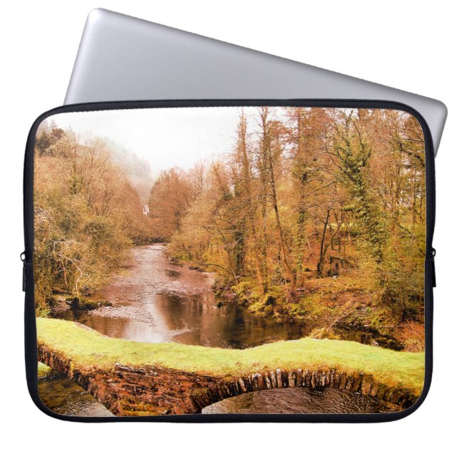 UITZICHTEN VAN WALES LAPTOP SLEEVE (Voorkant)