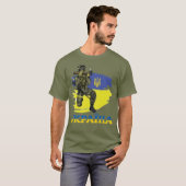 Ukraine Warrior Soldier British Javelin T-Shirt (Voorkant volledig)