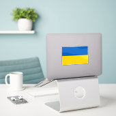 Ukrainian flag. I support Ukraine. Sticker (Laptop op bureau)