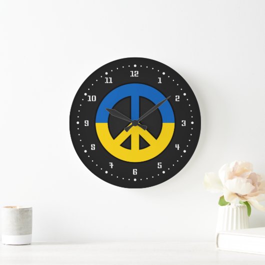 Ukrainian peace sign on a black background grote klok (Huis)