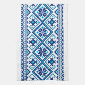 Ukrainian traditional vushuvanka folk pattern blue theedoek (Verticaal)