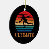 Ultimate Frisbee Retro Player Flying Disk Throding Keramisch Ornament (Rechts)