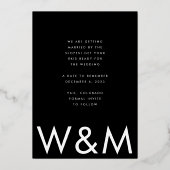 Ultra Modern Gold Photo Monogram bewaart de datum Folie Uitnodiging (Achterkant)