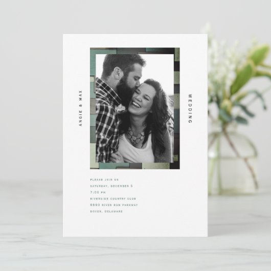 Ultra Moderne B/W Photo Simple Sage Invitation (Debout devant)