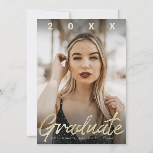Ultramoderne Afstuderen Gold Brush Script-fotokaar Kaart (Voorkant)