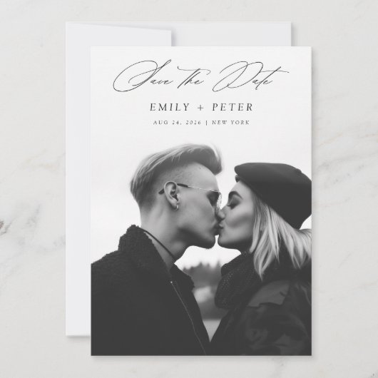 Ultramoderne minimalistische scriptfoto bruiloft save the date (Voorkant)