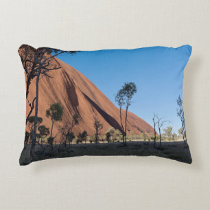 uluru en woestijnvlakte accent kussen