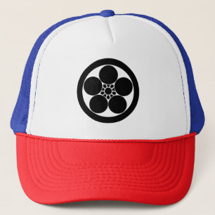 Umebachi-stijl pruimenbloesem in een cirkel trucker pet