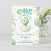 Un A-Saurus Cute Dinosaur 1er Invitation d'anniver (Debout devant)