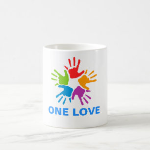 Un amour Rainbow Hands Classic Mug