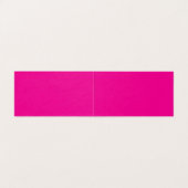 un arrière - plan rose avec une bordure noire (Inside Unfolded)