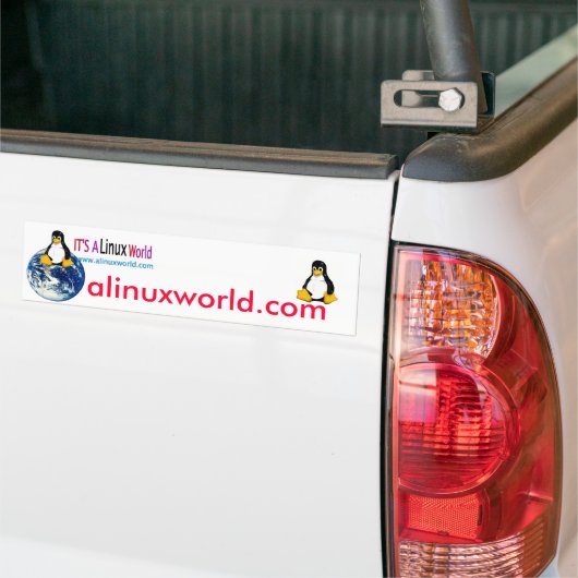 un autocollant de pare-chocs linux world (Sur camion)