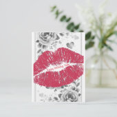 Un baiser pour vous sur une carte postale d'annive (Debout devant)
