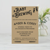 Un bébé brasse Bière Thème Douche Invitation (Debout devant)