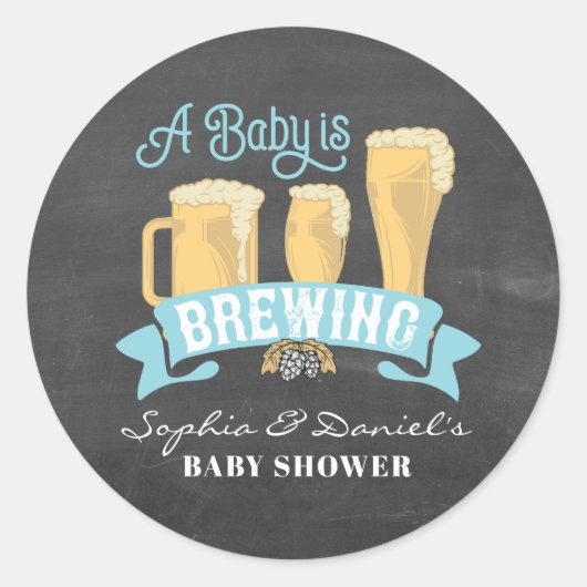 Un Bébé Brasse Des Stickers Rond Baby shower (Devant)