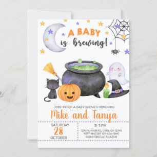 Un bébé brasse un invitation baby shower d'Hallowe
