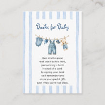 Un Bébé Jean Bleu apporte une carte Boîtier Livre