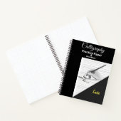 Un cahier de calligraphie et d'écriture manuscrite (Intérieur)