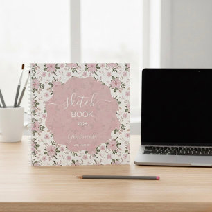 Un cahier de croquis floral rose délicat