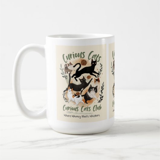 un chat et une tasse chaude à la main (Gauche)