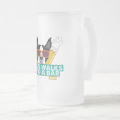 Un chien entre dans une tasse givrée par barre - (Devant droit)