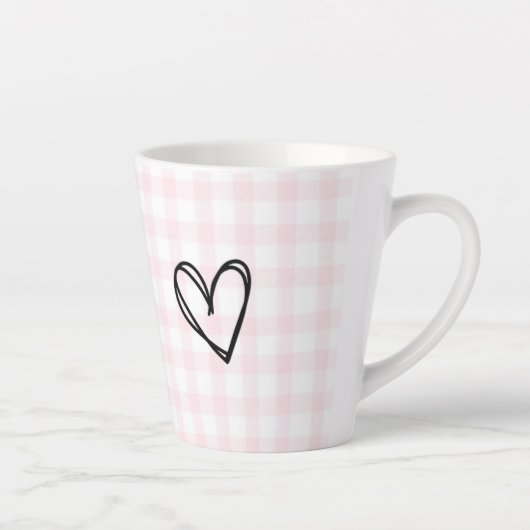 Un chien mignon qui adore la tasse au latte (Droite)