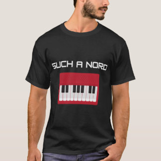 Un clavier du Nord qui aime le T-shirt classique