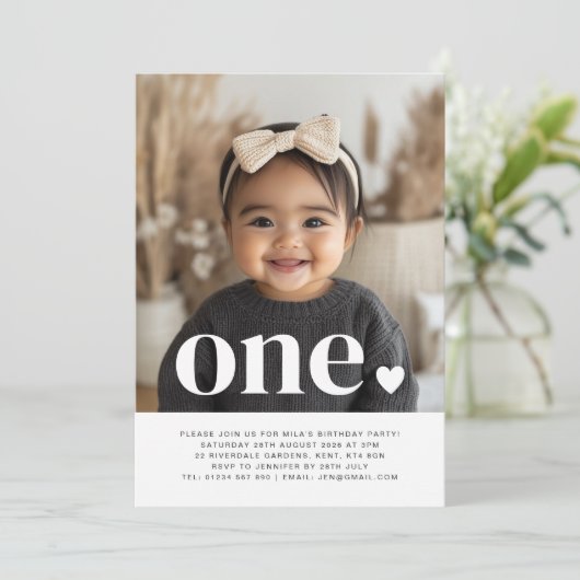 Un coeur photo première invitation anniversaire (Debout devant)