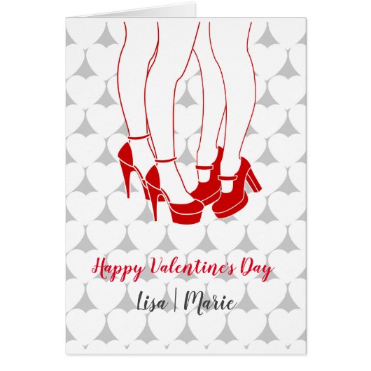 Un couple de lesbiennes s'embrassant le jour de la (Devant)