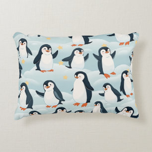 un coussin de pingouin mignon