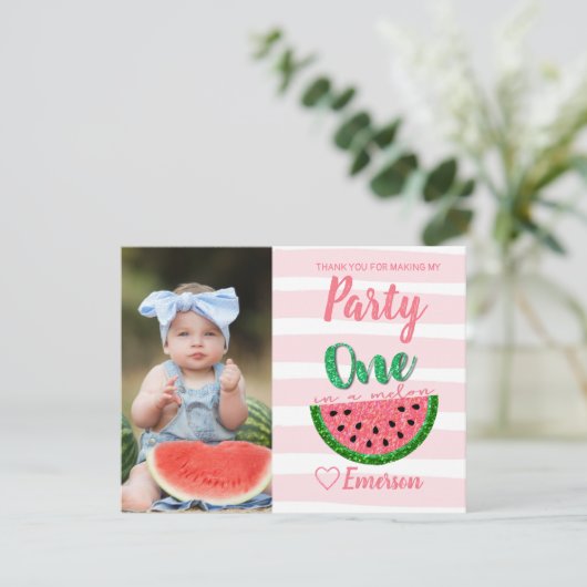 Un dans un melon, Merci de pastèque, photo (Debout devant)