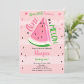 Un dans une pastèque rose melon Invitation d'anniv (Debout devant)