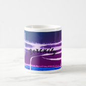 Un design abstrait original sur une tasse blanche (Centre)