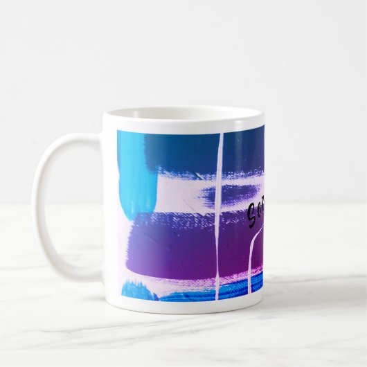 Un design abstrait original sur une tasse blanche (Gauche)